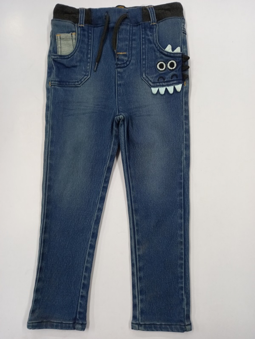 BABY PANT WITH EMBROIDER AT FRONT POCKET